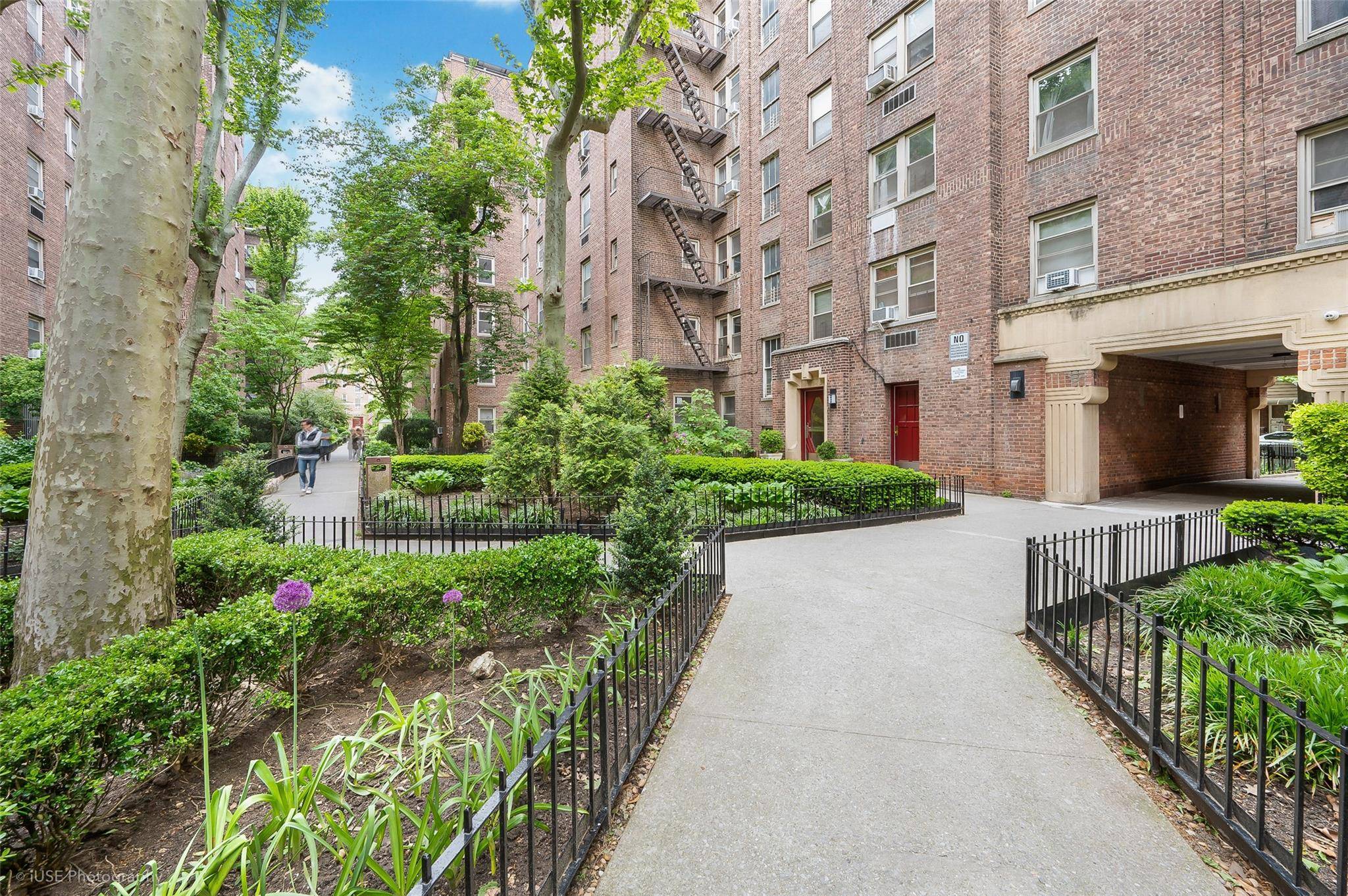 Located in Celtic Park on the Sunnyside Woodside border this ground floor two bedroom apartment has a great layout, beautiful hardwood floors, a renovated eat in kitchen, high ceilings and ...