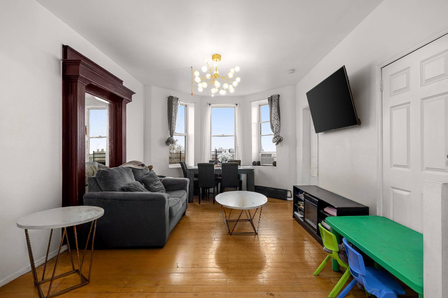 The perfect turnkey opportunity for an owner occupant looking for income, general investment, or a 1031 exchange.