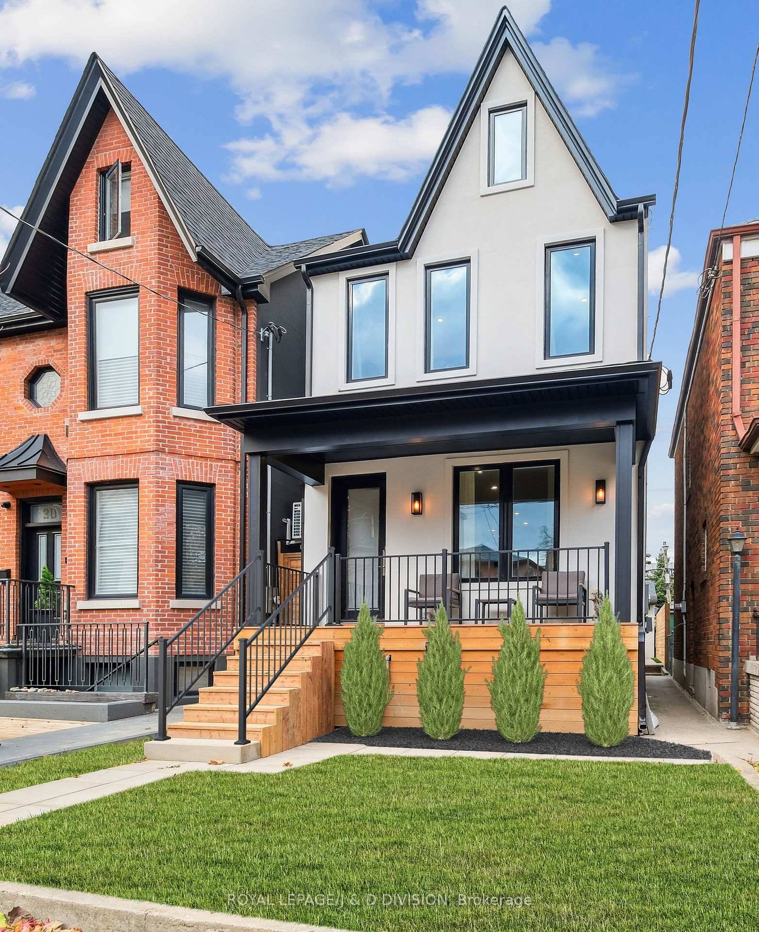 Your ideal family home with 4 1 bedrooms is here !