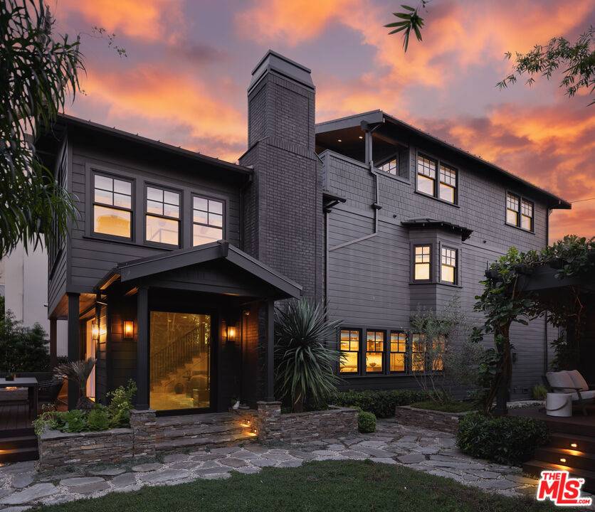 564   Rialto Ave 5BR Marina Del Rey La