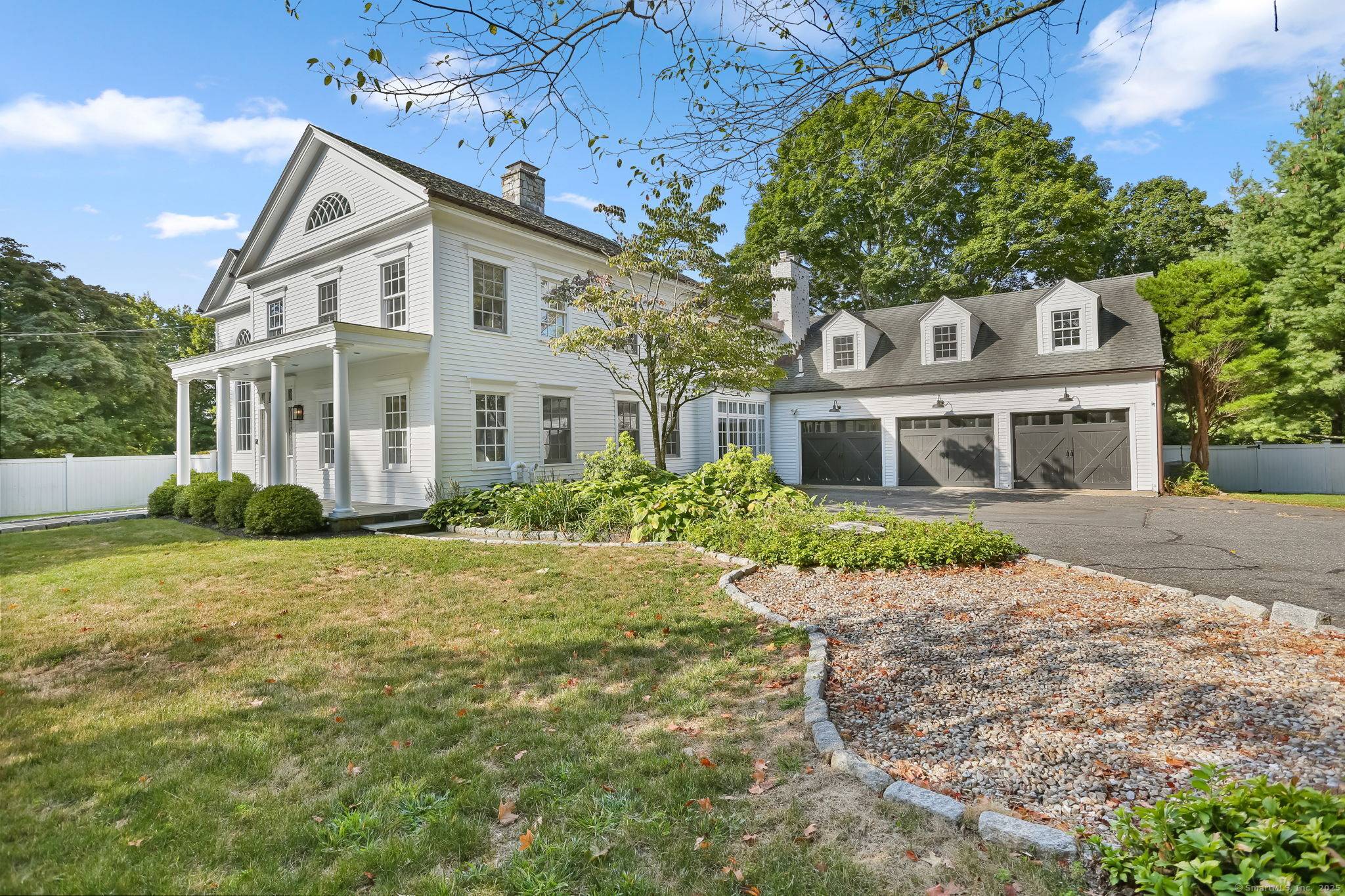 Transport yourself back in time in this classic Greenfield Hill colonial !