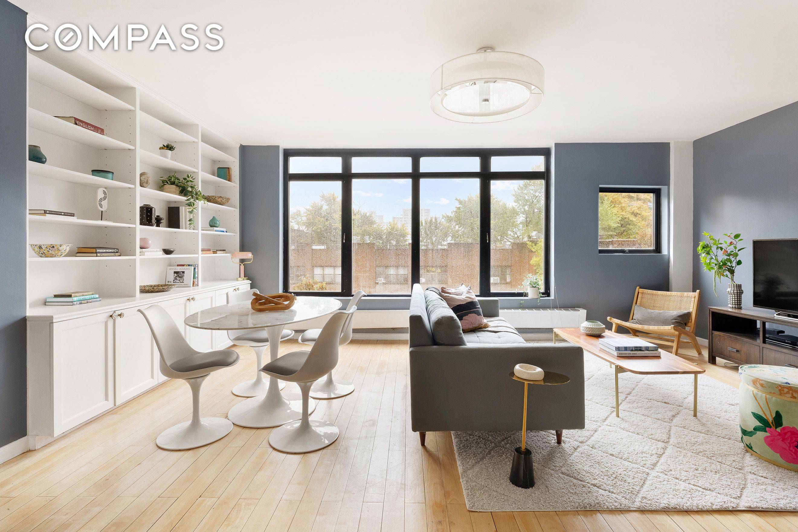 Apartment 4 at 489 Atlantic Avenue is a beautifully updated, two bedroom, two bathroom floor through condominium in the heart of Boerum Hill.