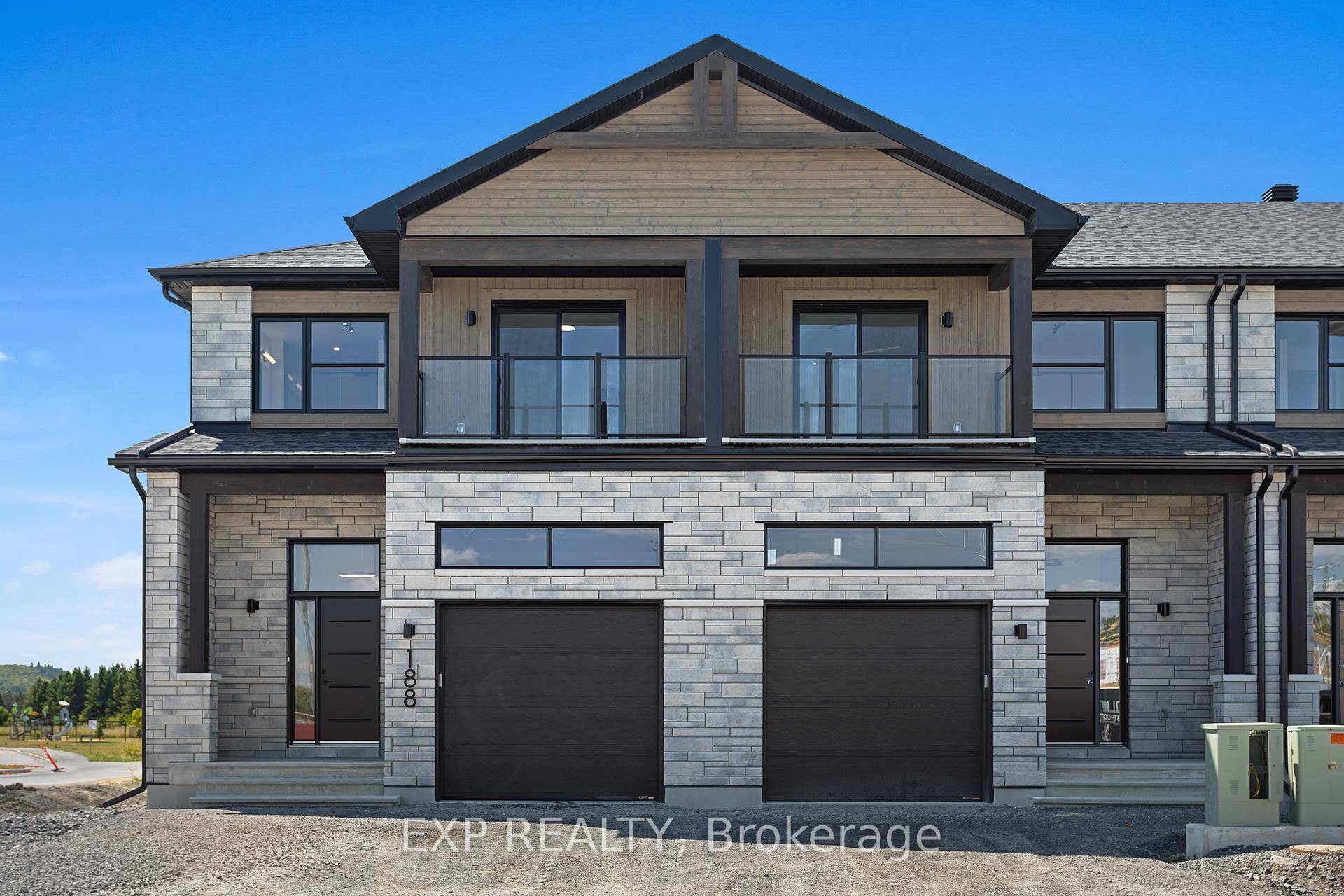 Distinguished amp ; Elegant Brand New Townhome by Solico Homes Tulipe Model The perfect combination of modern design, functionality, and comfort, this 3 bedroom 1430 sqft home in Casselman offers ...