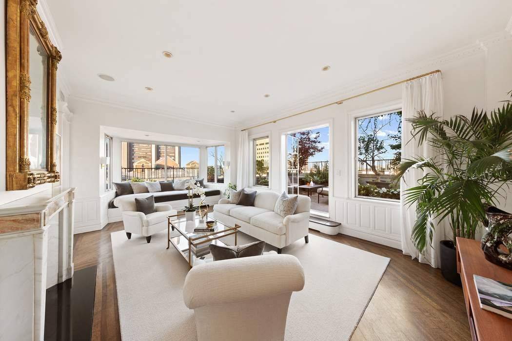 With approximately 4200 square feet interior and 2200 square feet exterior, this townhouse in the sky has it all.