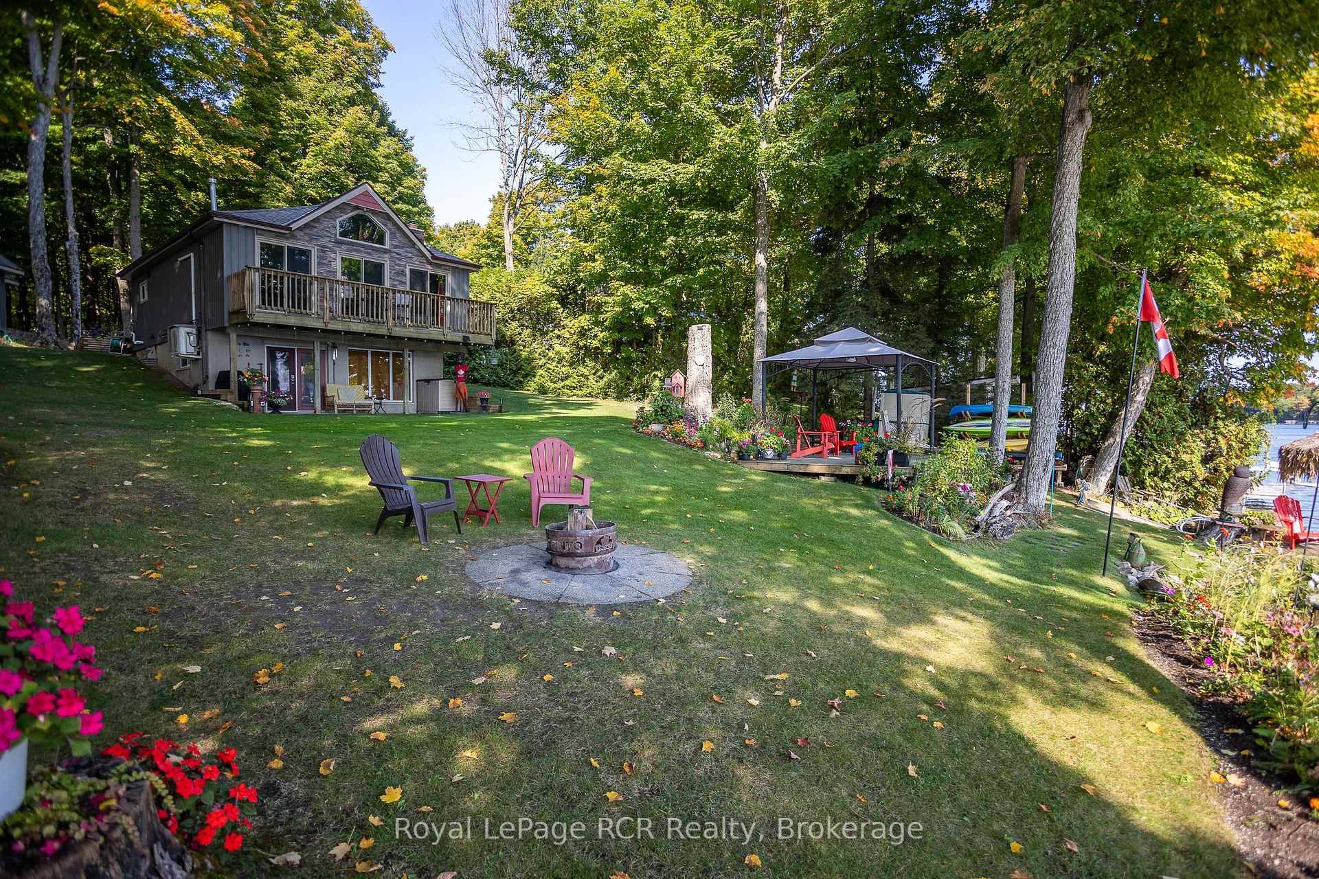 Gorgeous waterfront views at this Lake Eugenia cottage 4 season home.