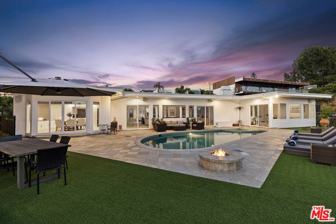 7834 Electra Dr 4BR Hollywood Hills East La