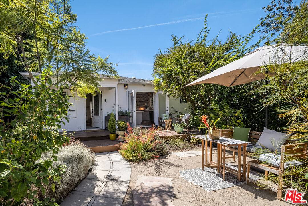 2317 Walgrove Ave 4BR Marina Del Rey La