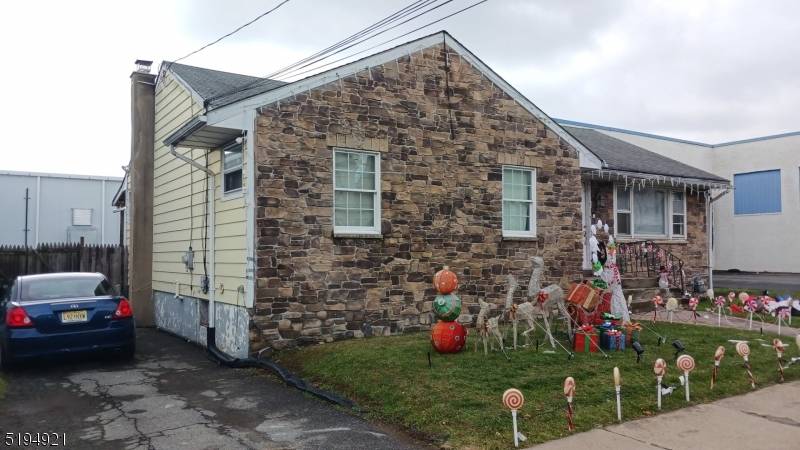 Nice size ranch with full walkout basement, blank canvas, you can finish to your own liking, choose your colors and finishes.