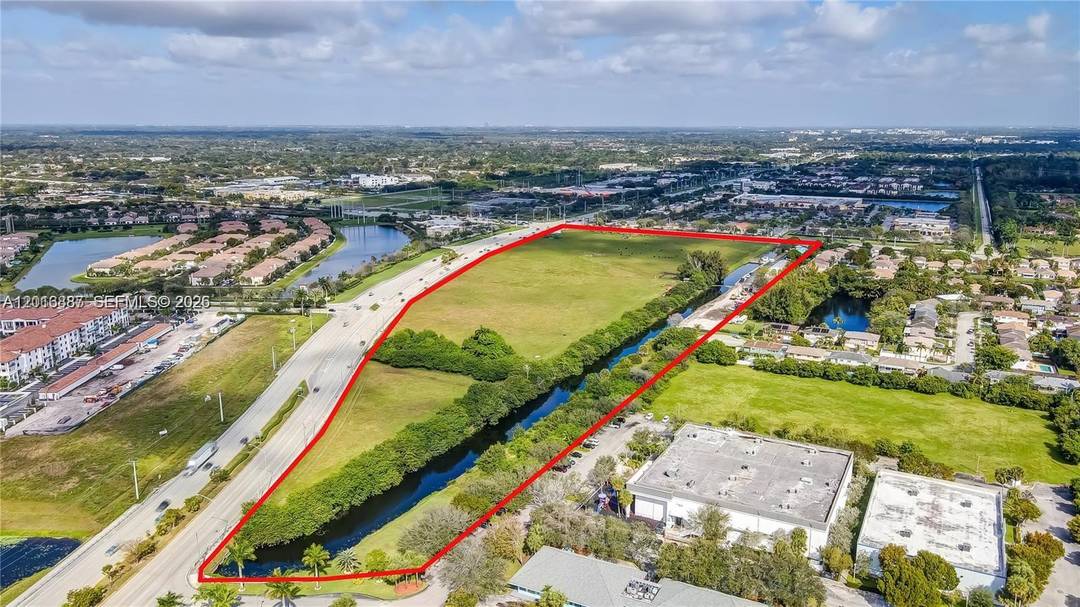 Location is Everything amp ; this spot is situated in the middle of it all ; Davie, Cooper City, Pembroke Pines amp ; Hollywood FLA.