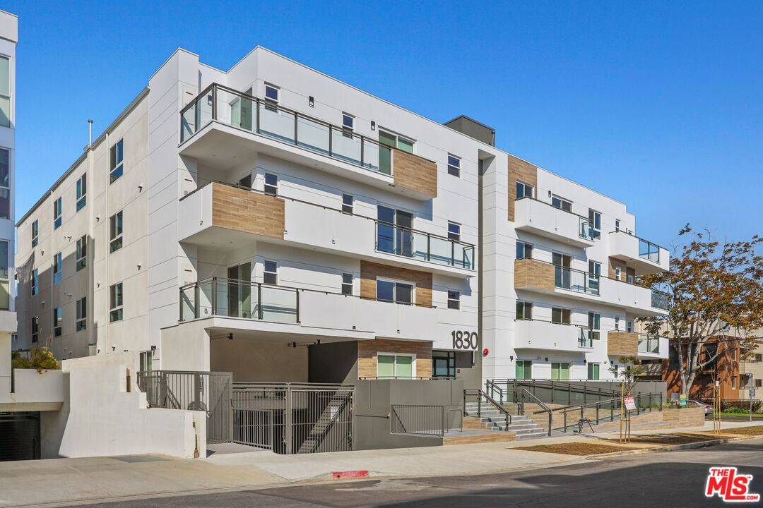 1830 Selby 4BR La
