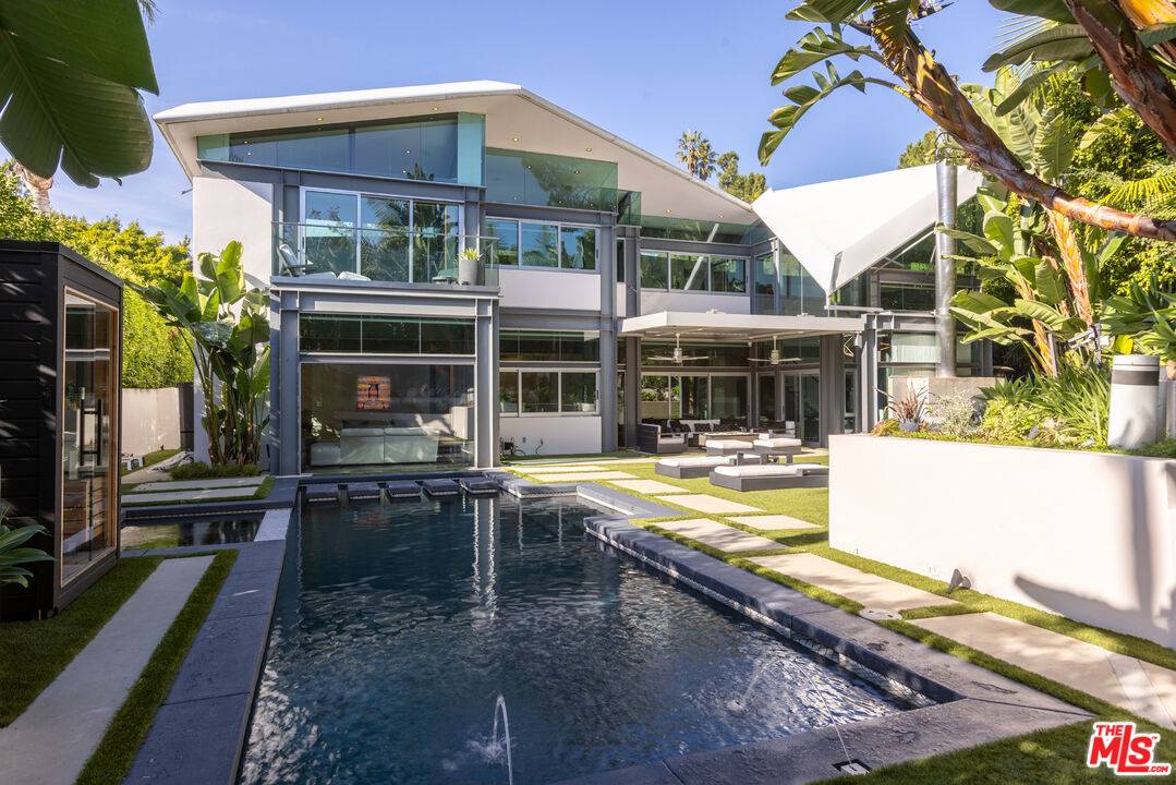 8538 Eastwood Rd 4BR Hollywood Hills East La