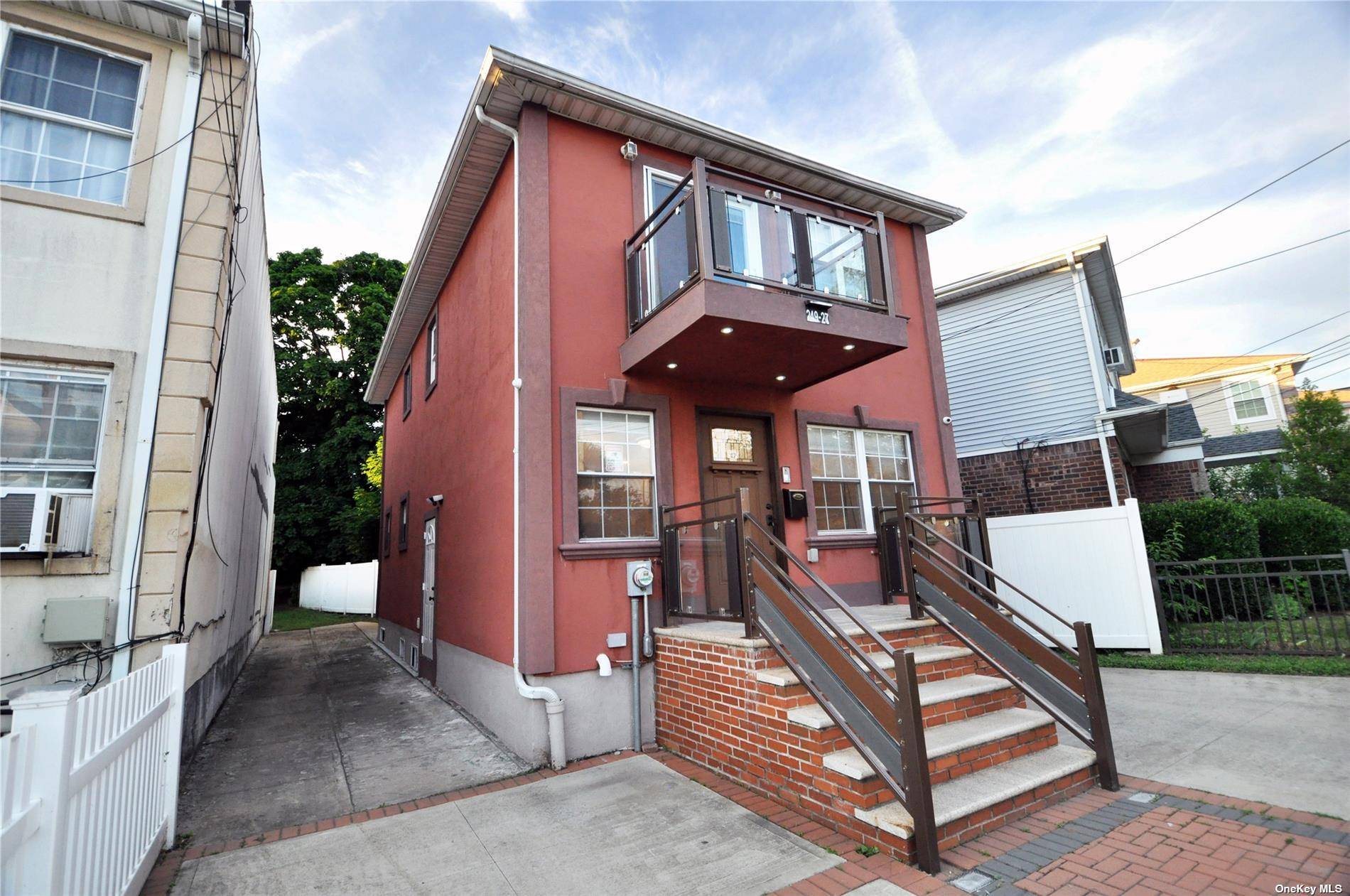 FULLY UPDATED SINGLE FAMILY HOUSE IN PRIME BELLEROSE LOCATION OF SCHOOL DISTRICT 26, CLOSE TO ALL, WALK TO LIRR, PRIVATE DRIVEWAY, ALL HARDWOOD FLOORS, KITCHEN WITH MARBLE COUNTERTOPS, STAINLESS STEEL ...