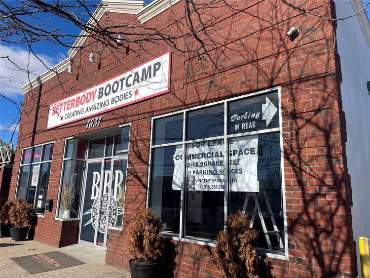 2400 Interior Sq. Ft with 10 Private Parking Spaces, beautifully maintained building for lease in the heart of New Hyde Park.