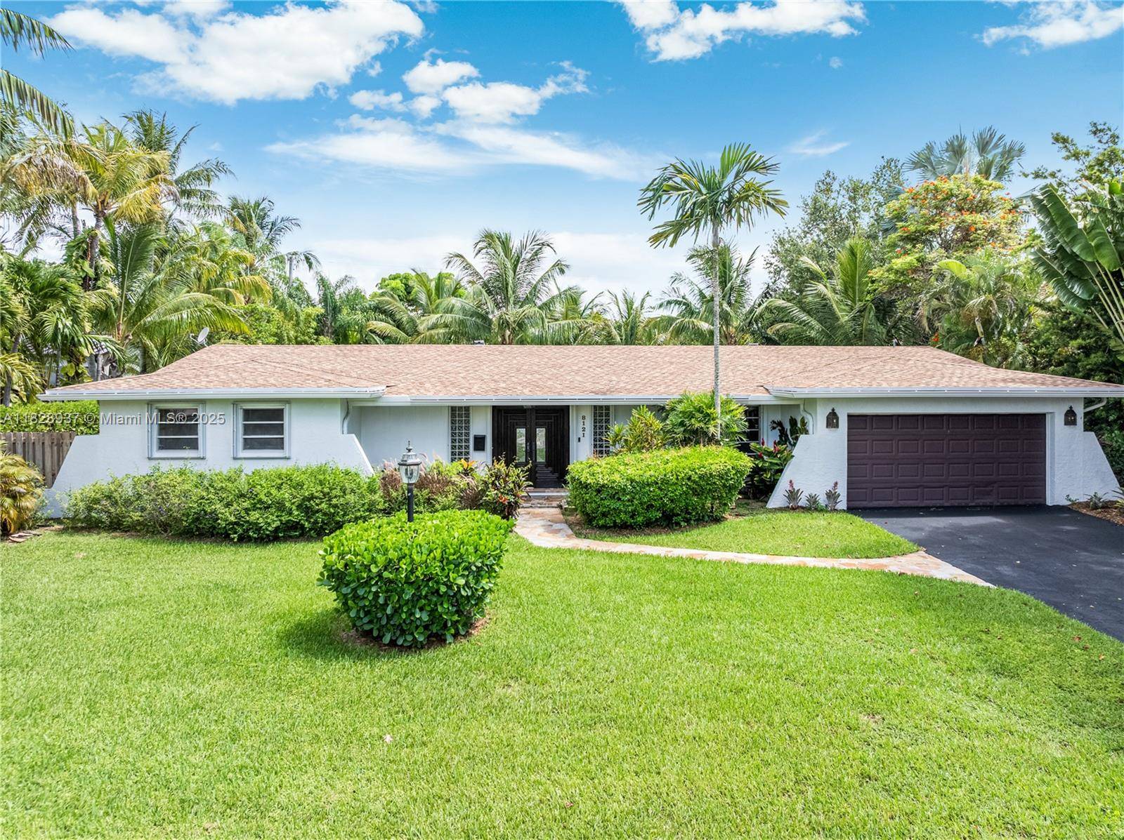 Adorable and Rarely Available Palmetto Bay Gem !