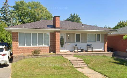 Charming Detached Gem In The Heart Of Brampton !