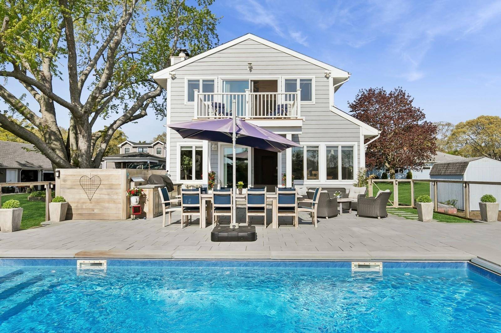 Welcome to 81 Beach Rd in the Hamlet of Aquebogue.