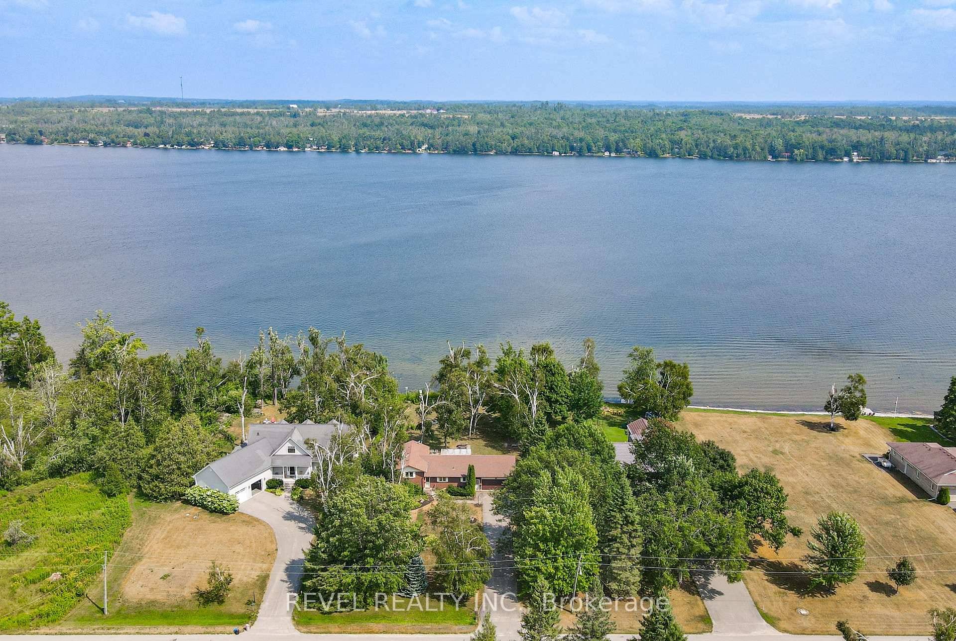 Escape To The Waterfront Lifestyle You've Been Dreaming Of.