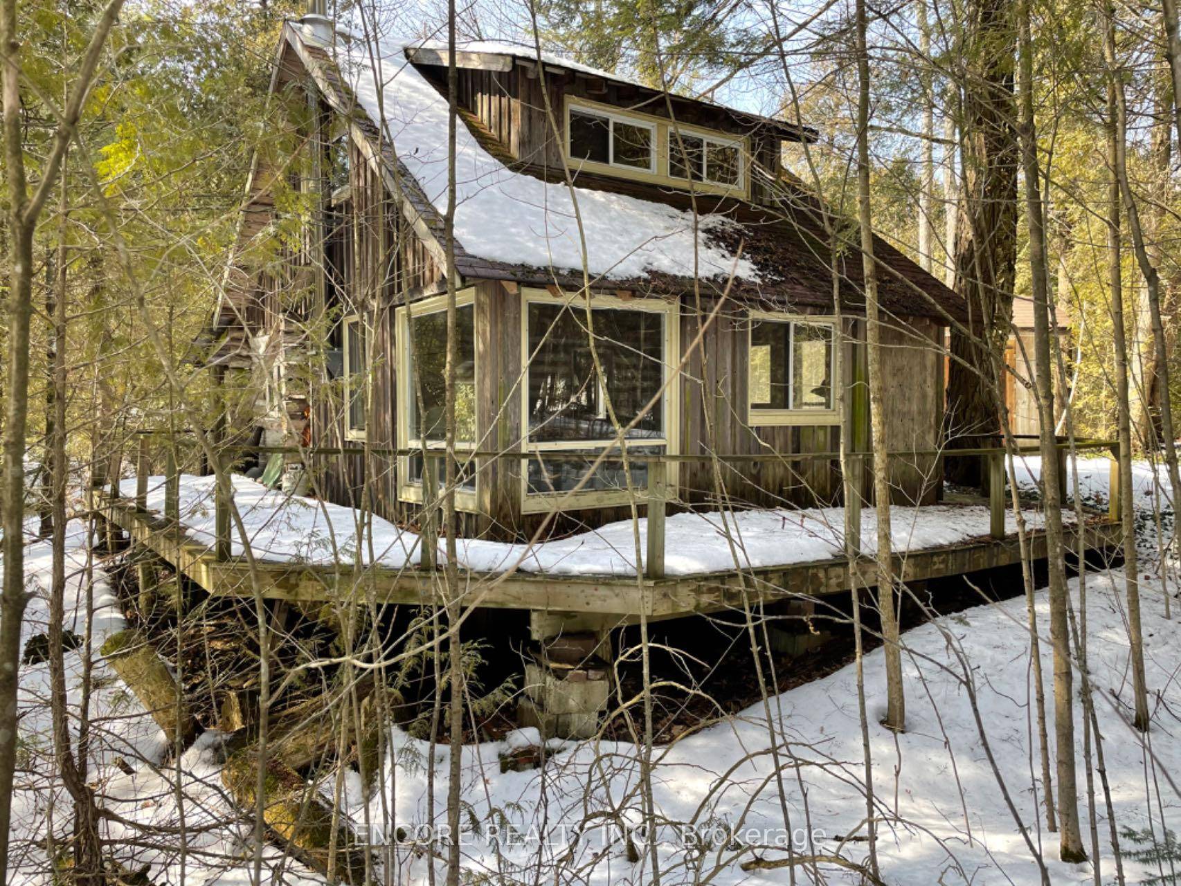 This property offers a rare opportunity to live in complete harmony with nature.