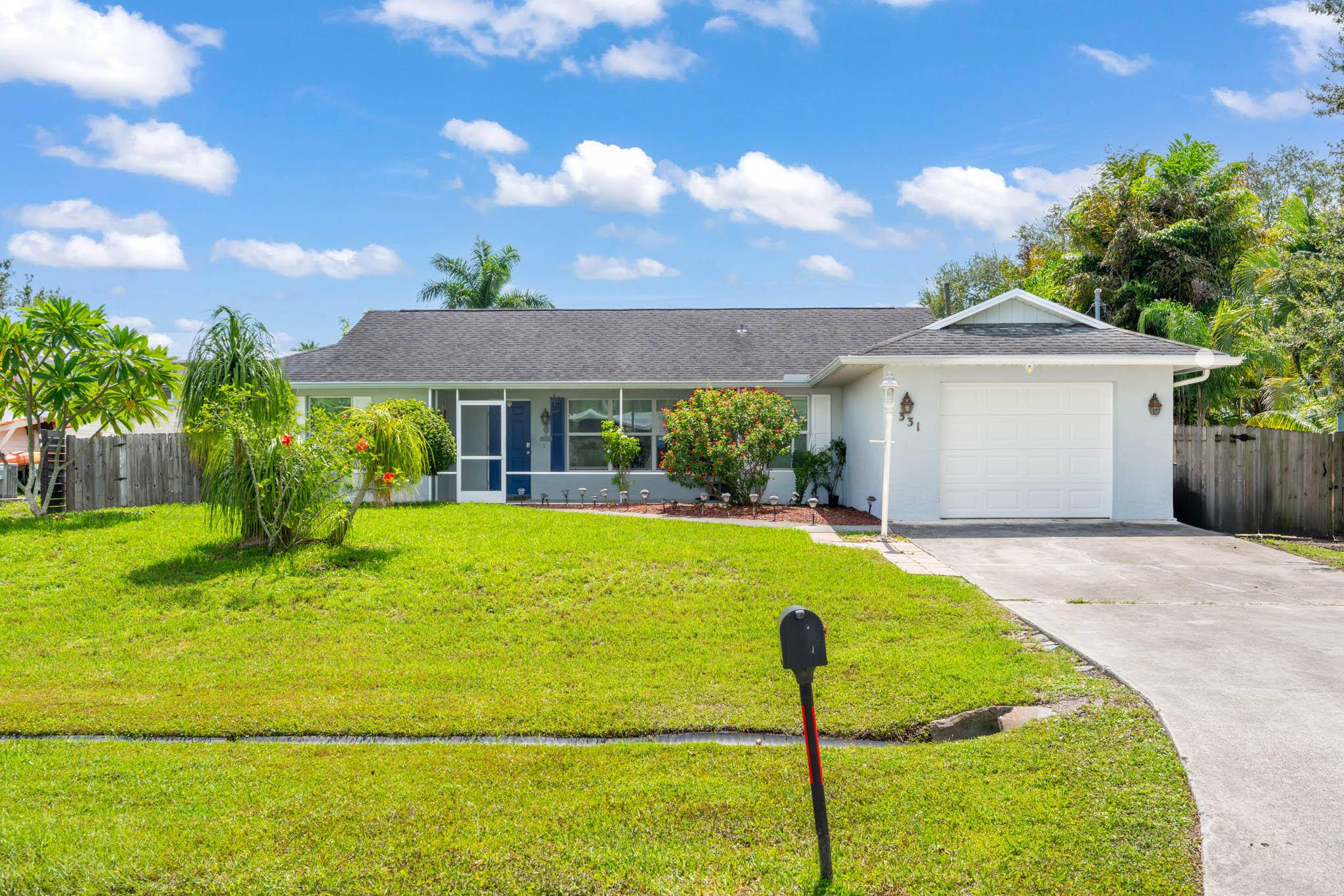 Welcome to 331 NW Dearman Street, this beautiful 3 2 1 home offers a split floor plan, tile flooring, new updated kitchen 2018, updated plumbing, new screening, full impact windows, ...