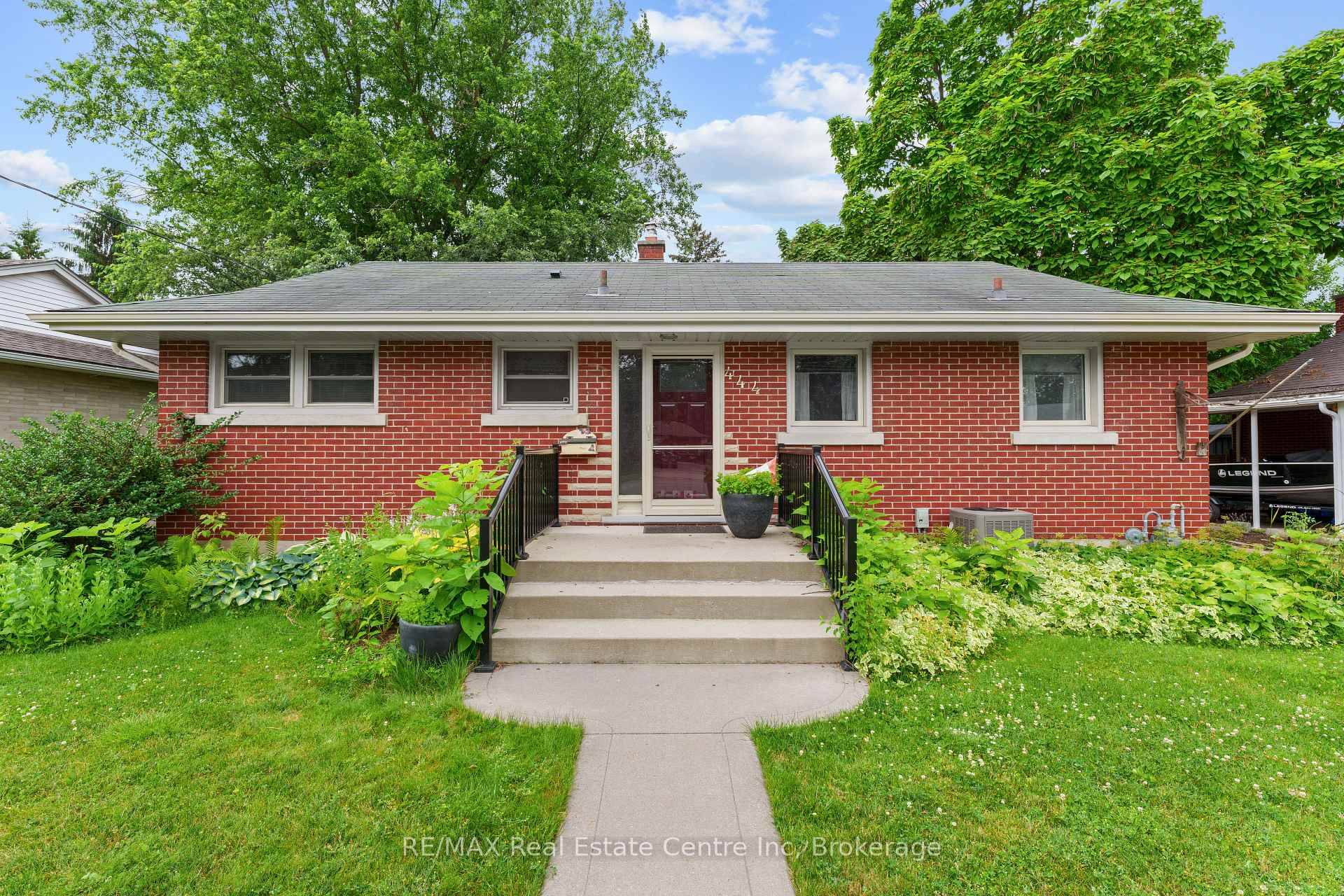 Welcome to the coziest and most charming bungalow you'll find in one of Cambridge's most desirable neighborhoods !