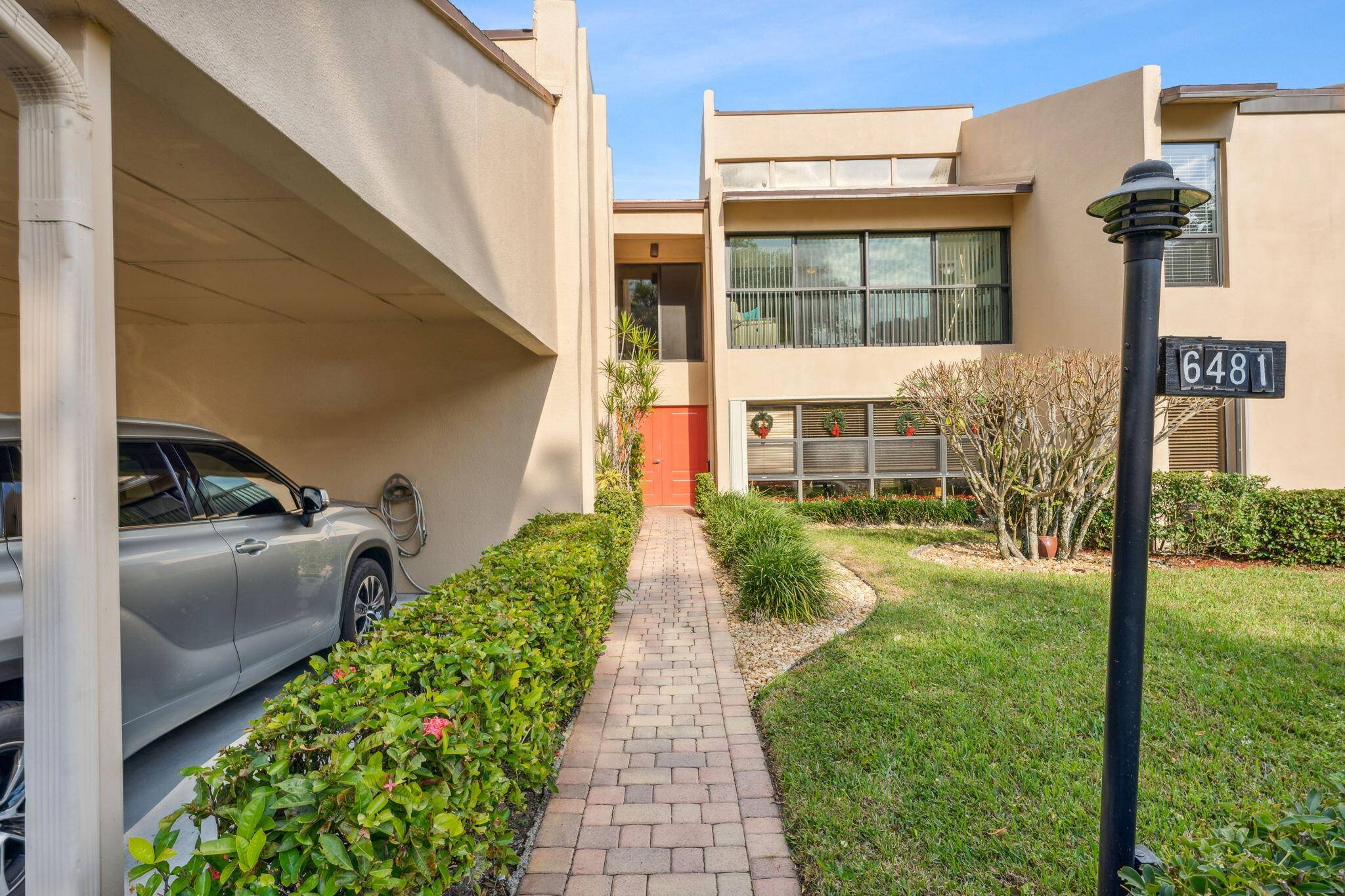 Rarely available, lakefront spacious 3 BR 2 BA centrally located in Boca Del Mar's Woodhaven East 55 Active Adult Community near Boca Town Center, Restaurants and Palmetto Road.
