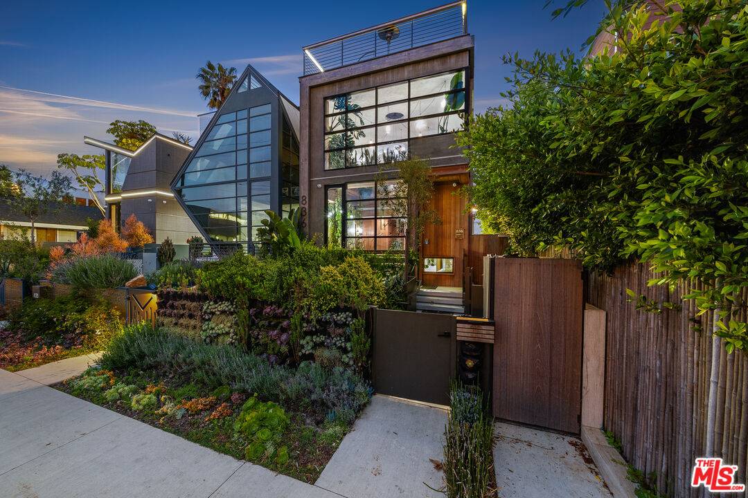 836 California Ave 5.0 Marina Del Rey LA