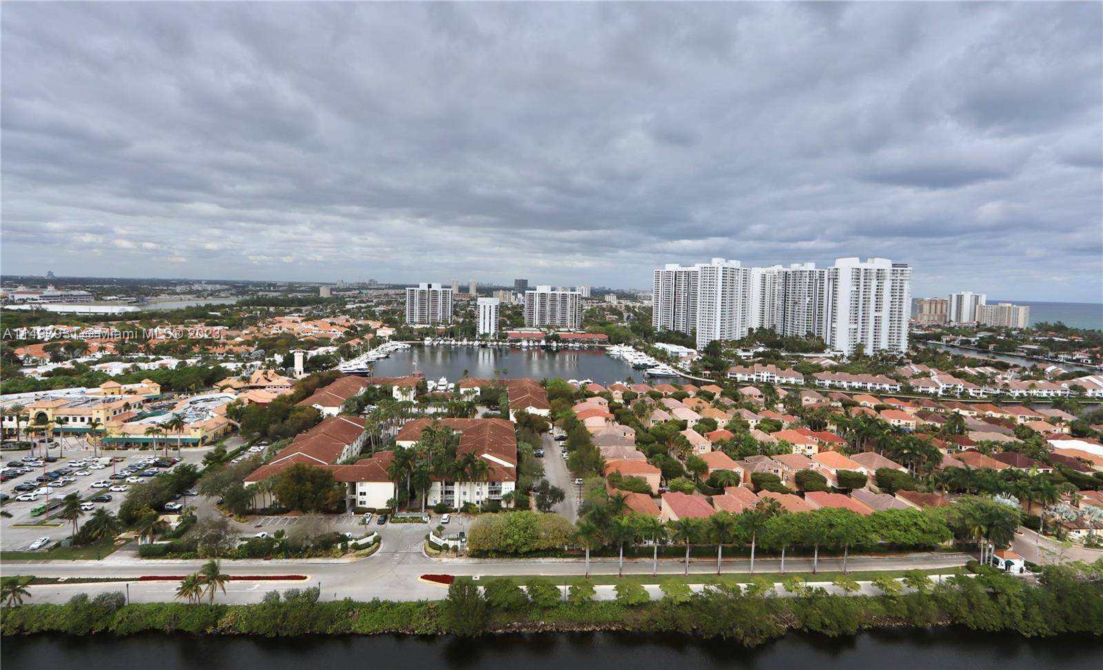 EXPERIENCE LUXURY LIVING IN THIS AVENTURA, FLORIDA LARGE 1 BEDROOM CONVERTIBLE, WITH 1.