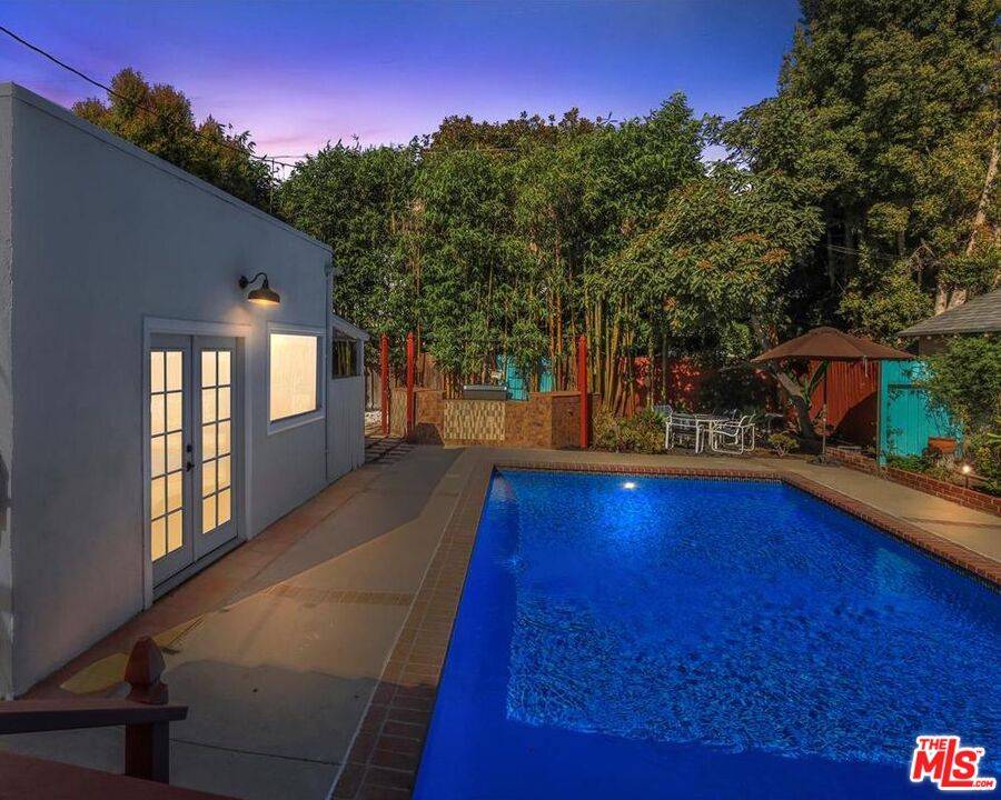 2350   Malcolm Ave 4BR La