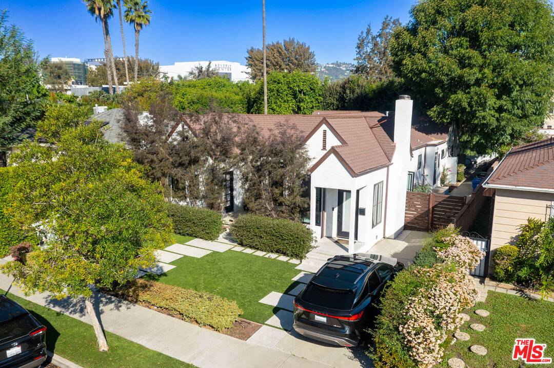 6733   Colgate Ave 4BR Beverly Grove La