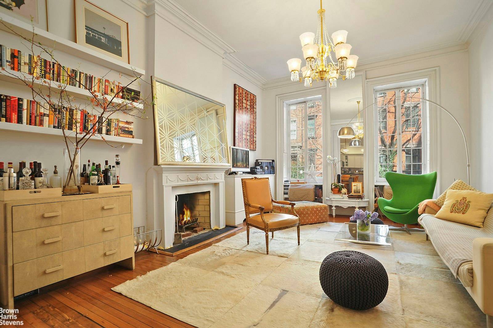 This beautifully maintained 3 bedroom guest nanny room, 3 bath parlor duplex is nestled on a quiet, tree lined street in an 1845 Gothic Revival townhouse just moments from Union ...
