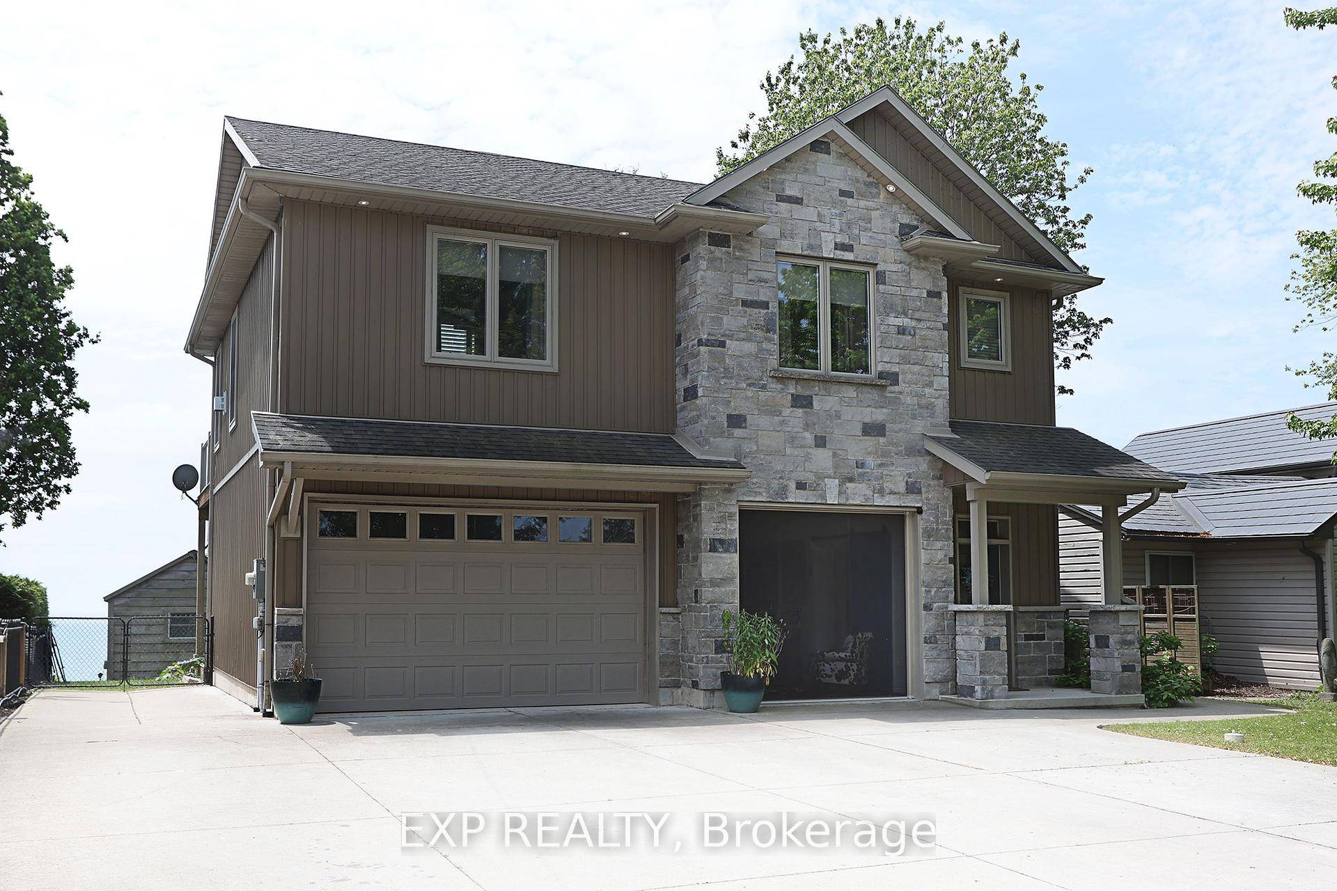 THIS IS A MUST SEE ! TURNKEY FURNITURE INCLUDED 3 bedroom plus bunkie and Murphy bed in family room, 3 full bath Lakefront dream home !
