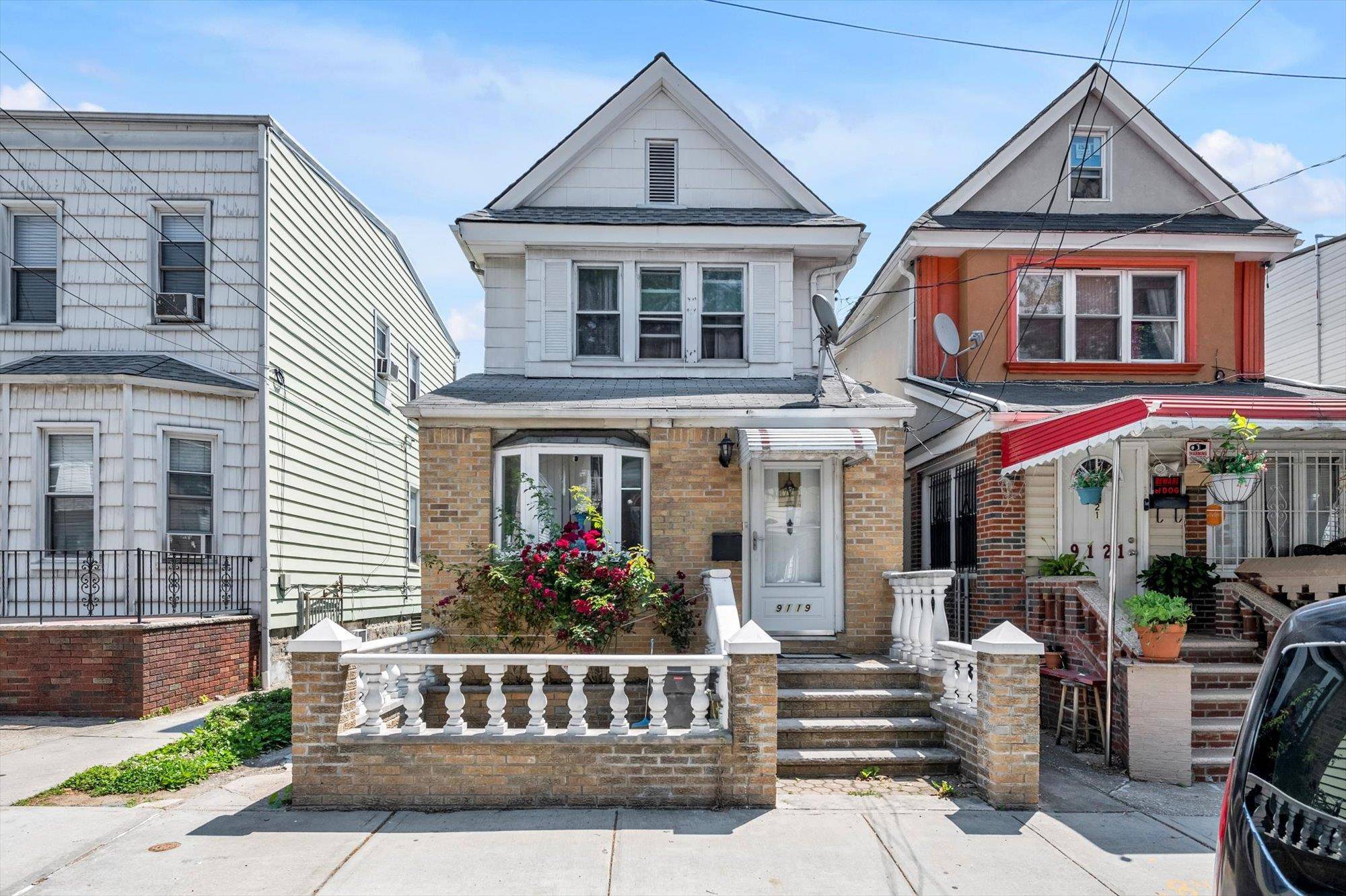 Spacious and fully detached one family home with lots of space to expand.
