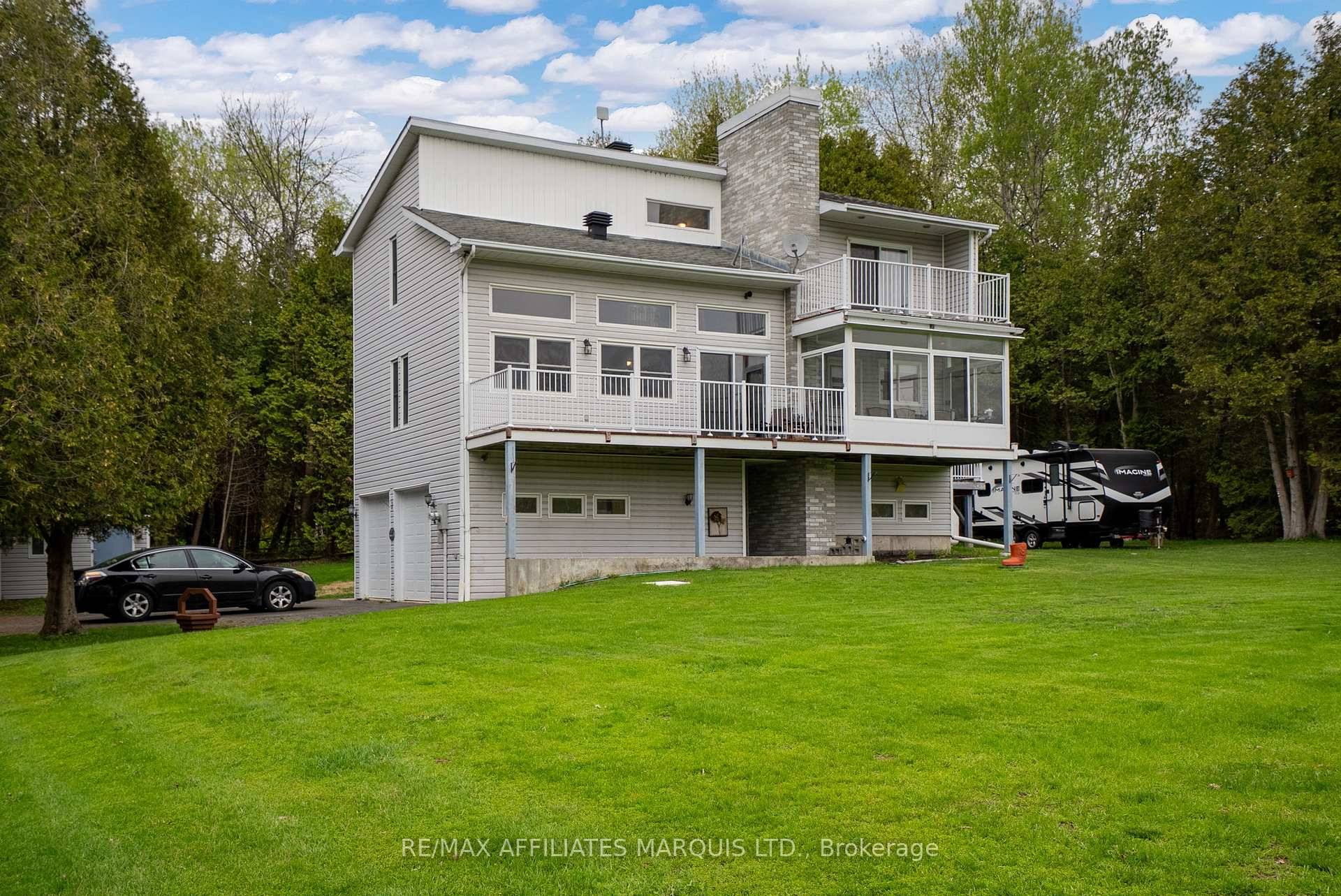 Your Dream Home Awaits in Lancaster Heights !