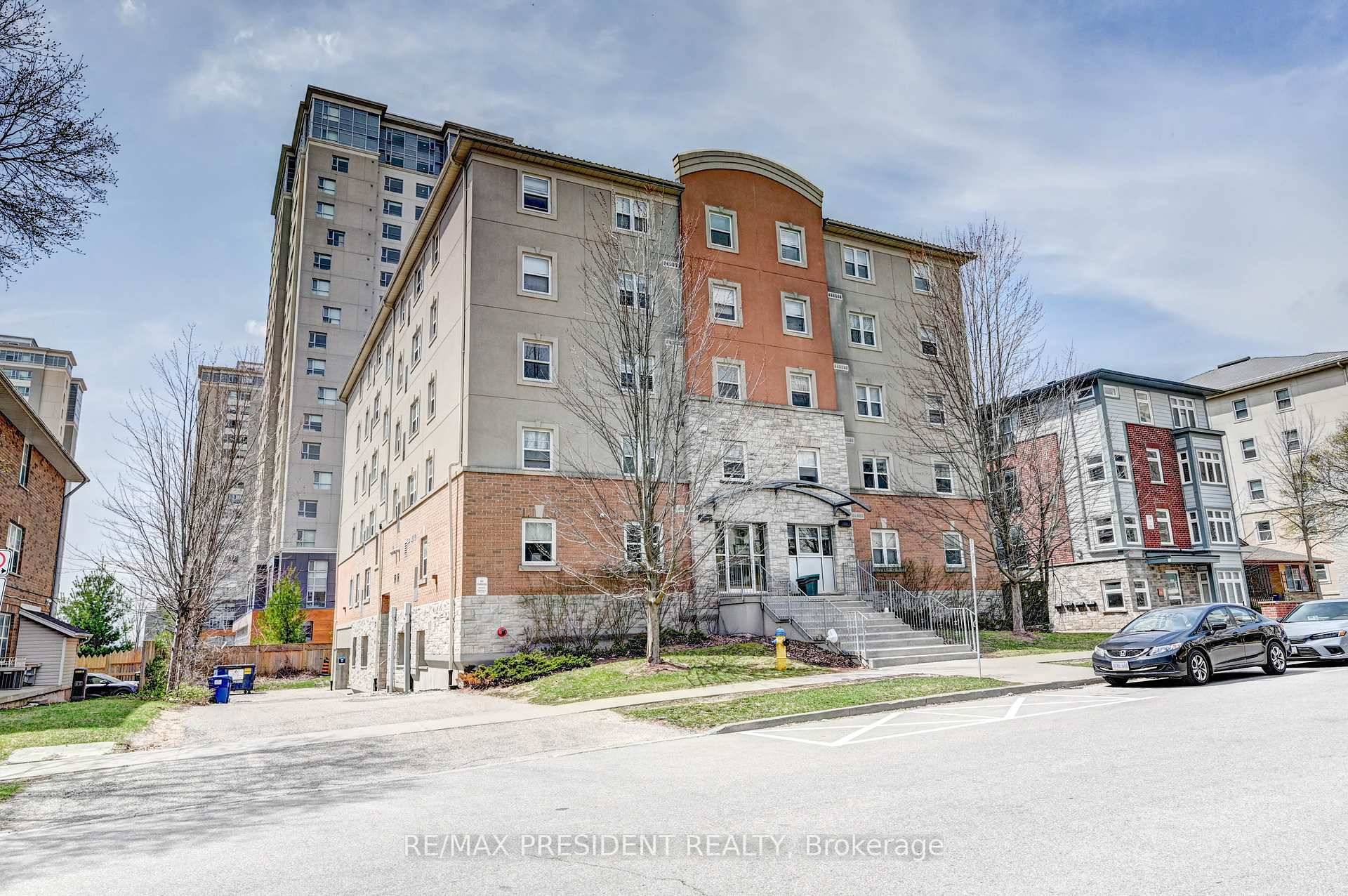 Fully Furnished 1349 Sq Ft Property, one of the largest units on Lester St, Features 5 Spacious bedrooms 2 full bathrooms, fully tenanted, turn key investment, each room has large ...