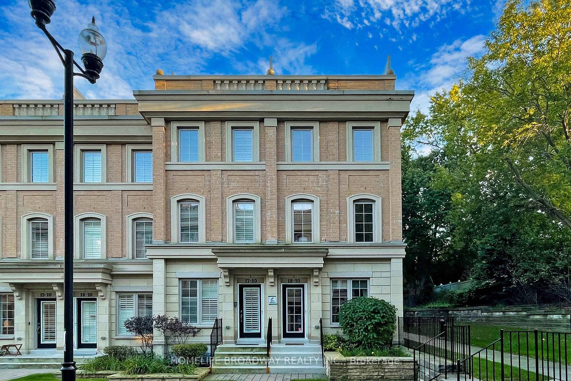 Luxury Townhome Corner Unit Upgraded To 4 Bedroom From The Builder.