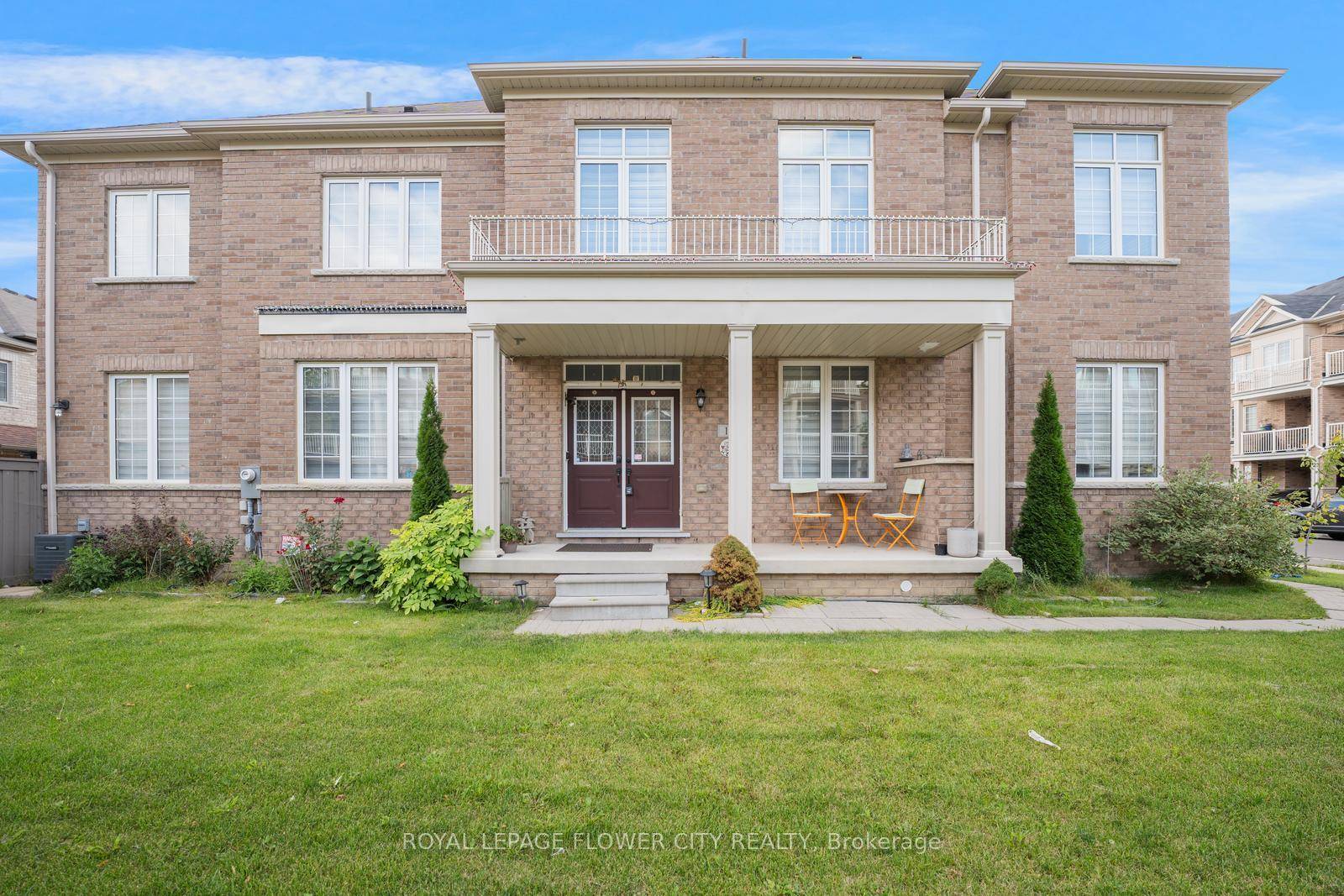 Welcome to 14 Labrish Road A Rare Corner Townhome Gem !