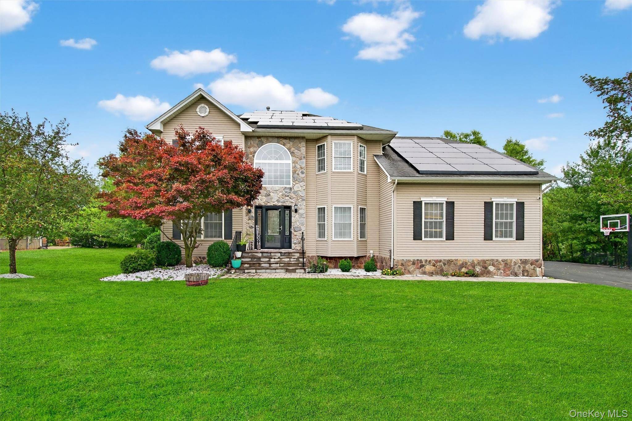Stunning Colonial in The Reserve !