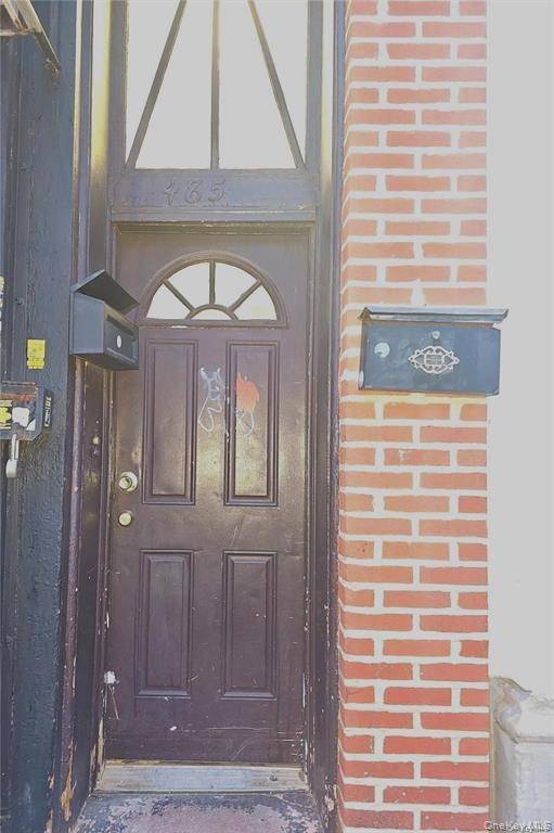 Gorgeous renovated 4 bedroom apt, with hardwood floors throughout, spacious Livingroom, eat in kitchen, full bath, washer dryer close to all.