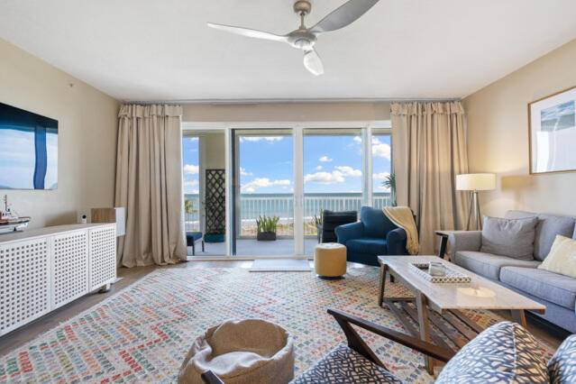 Your coastal retreat awaits !