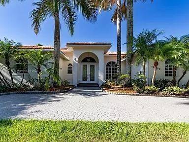 Don't miss this stunning, fully renovated urban ranch with a sparkling pool, offering the perfect blend of luxury, privacy, and versatility.