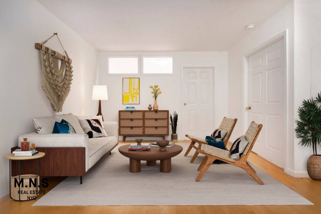 Apartment Details 2 Queen Size Bedrooms amp ; Room for Extra Furniture Spacious Living and Dining Area Layout Large Kitchen Layout with Refrigerator, Stove Oven, Microwave and Dishwasher !
