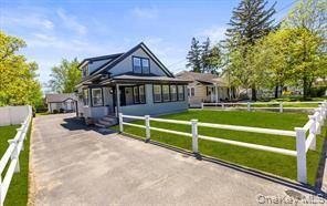 This house is much bigger than it appears !
