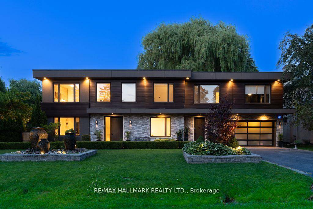 Absolutely Spectacular, Modern amp ; Luxury Living Custom Renovated Built 2013 In Prime ' Bayview Glen' Community Quiet Crescent, High Ceiling, The Perfect Blend Of Timeless Design, Bright, Extra Large ...