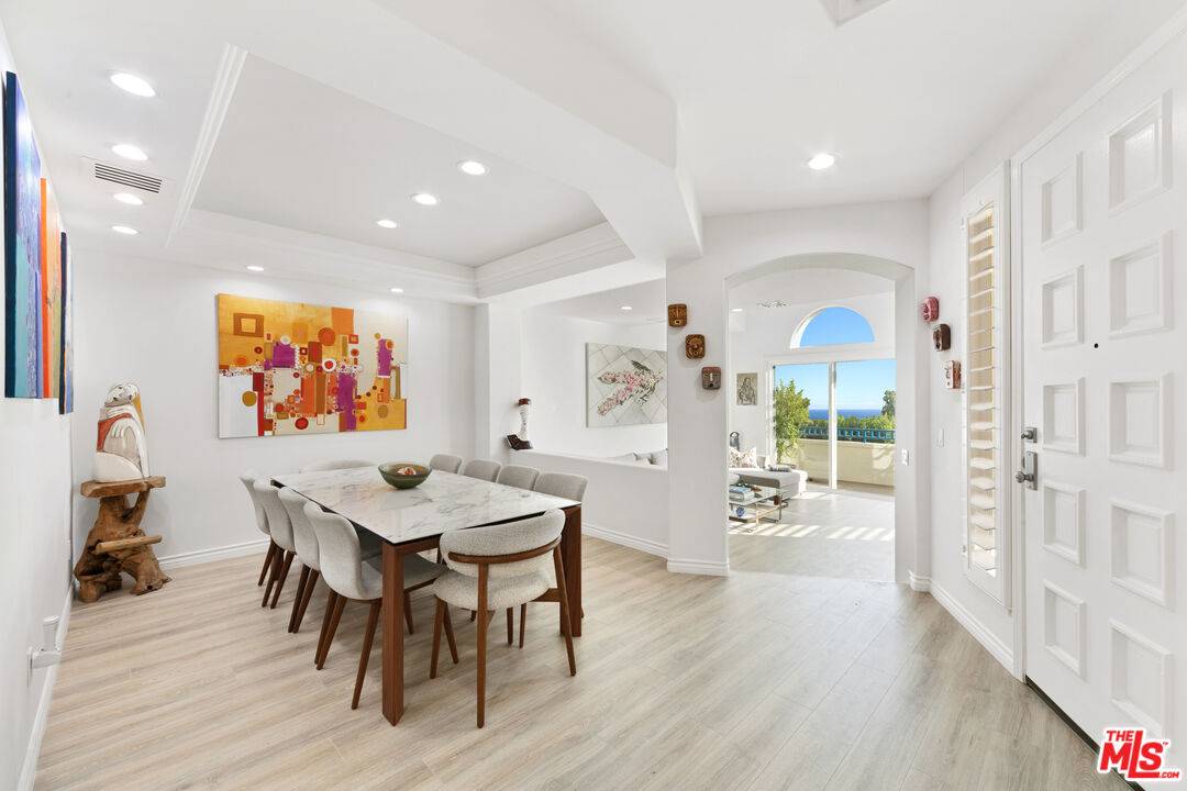 6463 Zuma View Pl 3BR Malibu La