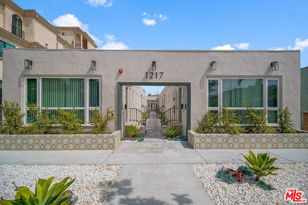 1217 9th St Santa Monica La
