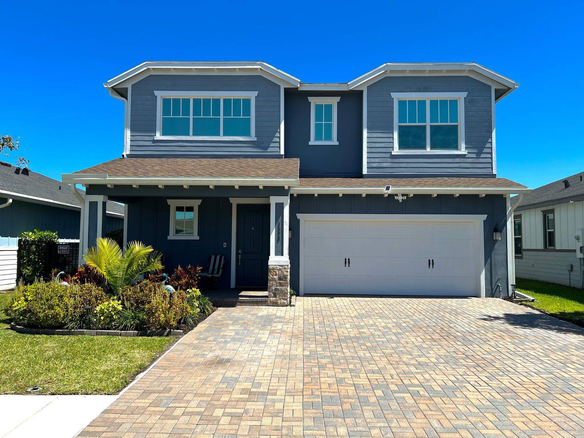 Welcome to your pet friendly dream home !