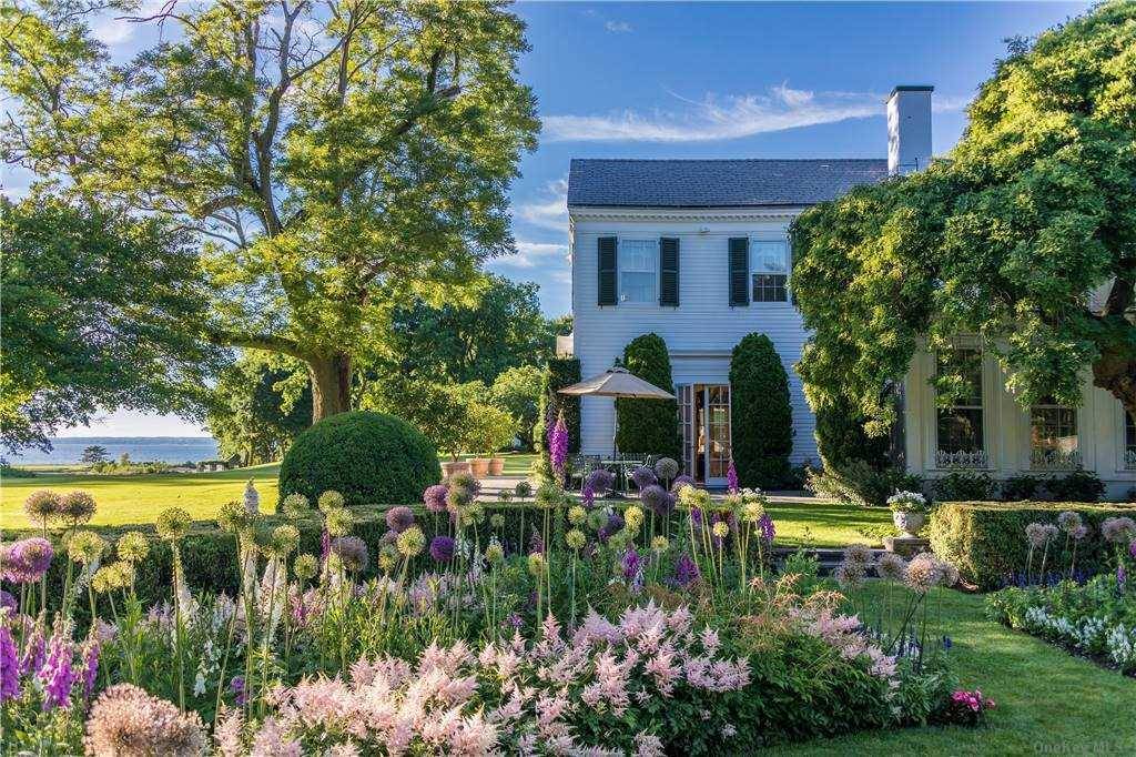 LOCUST VALLEY_LANDS END MANOR.