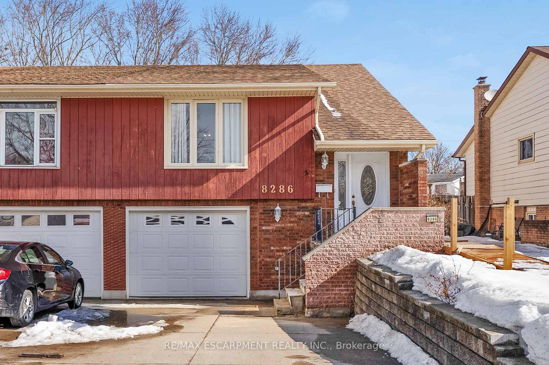 Great Family Home Semi Detached Raised Brick Bungalow, 1785 sq ft Total Finished Living Area, with In Law Suite Potential !