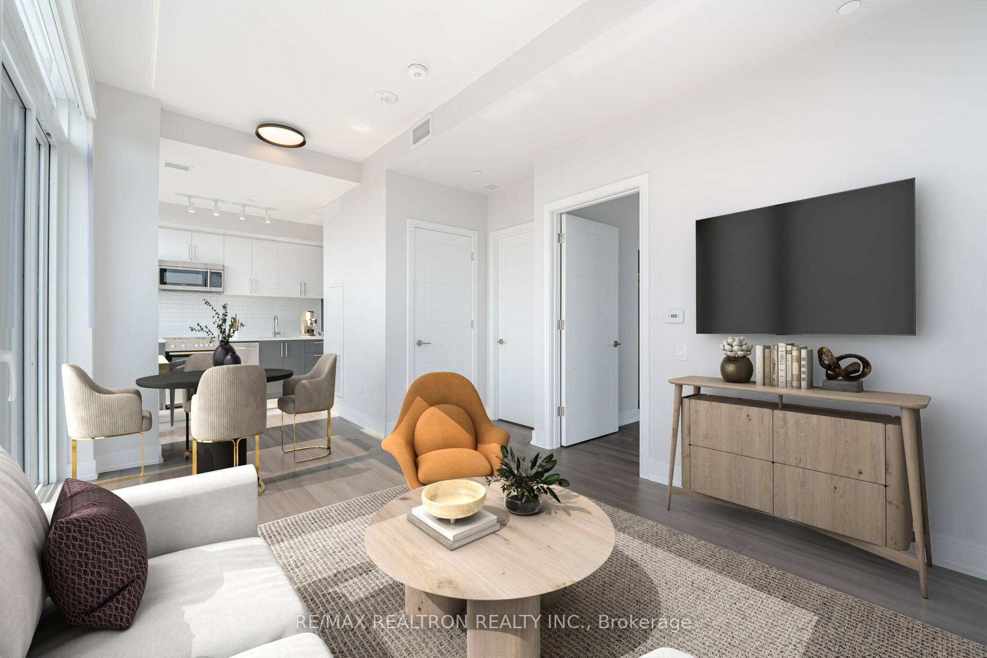 ONE MONTH FREE RENT Luxury living at its finest awaits at 2525 Bathurst St.