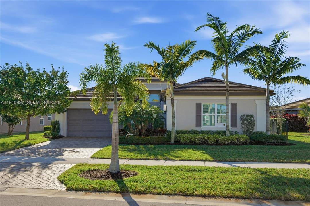 Welcome to 11698 SW Coronado Springs Drive !